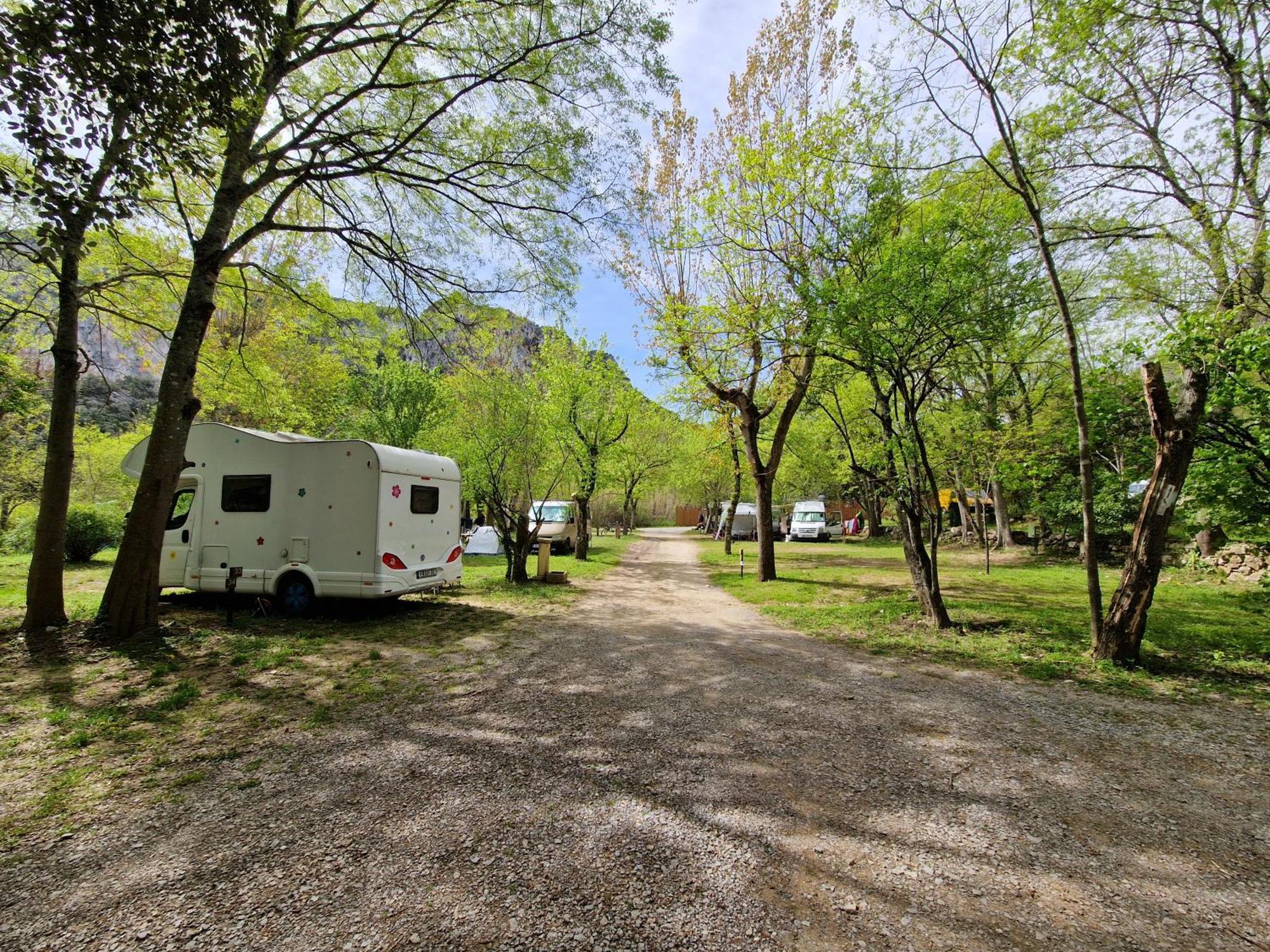 Camp Des Gorges - Camping Nature ヴァロン・ポン・ダルク エクステリア 写真