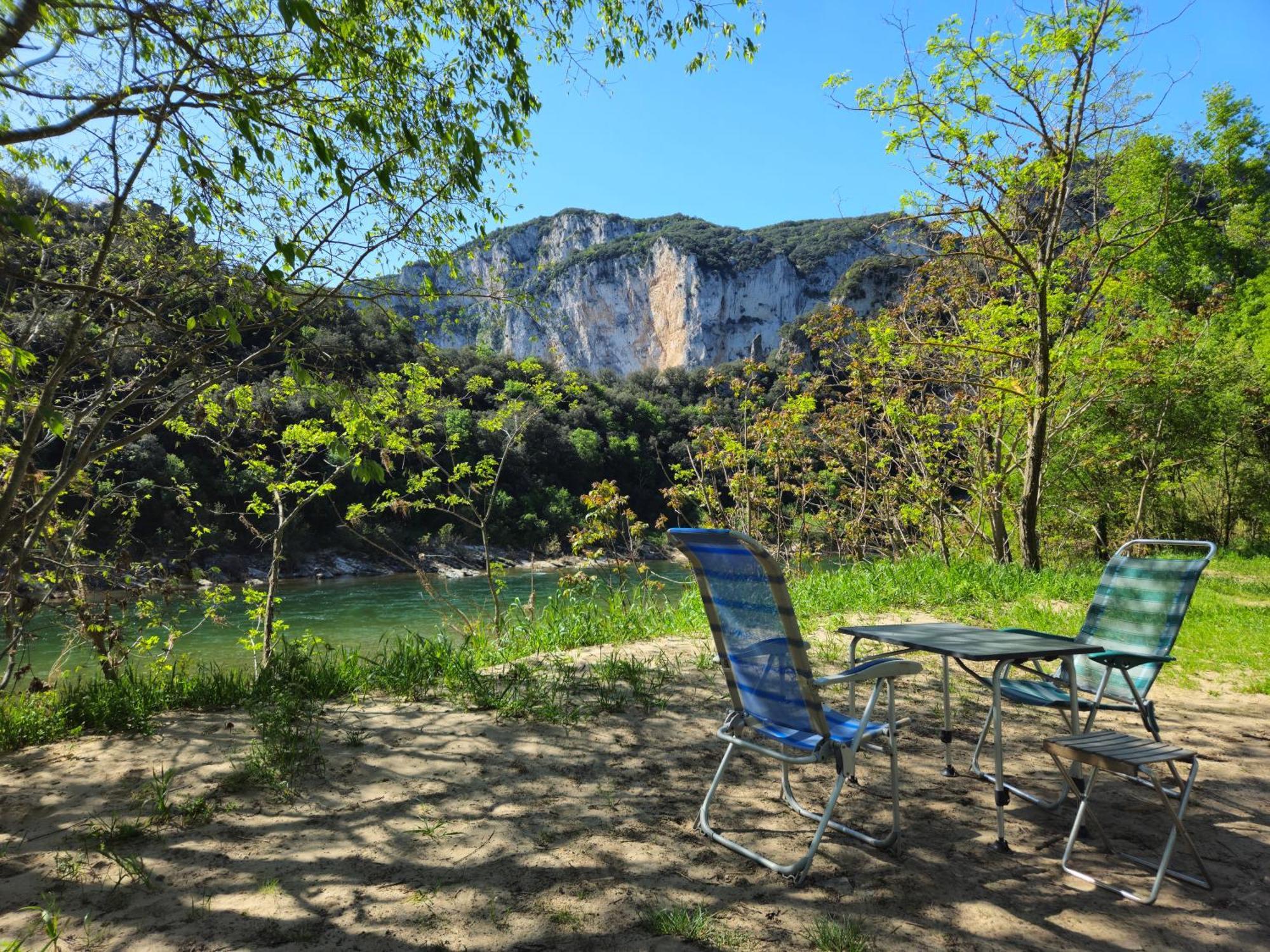 Camp Des Gorges - Camping Nature ヴァロン・ポン・ダルク エクステリア 写真