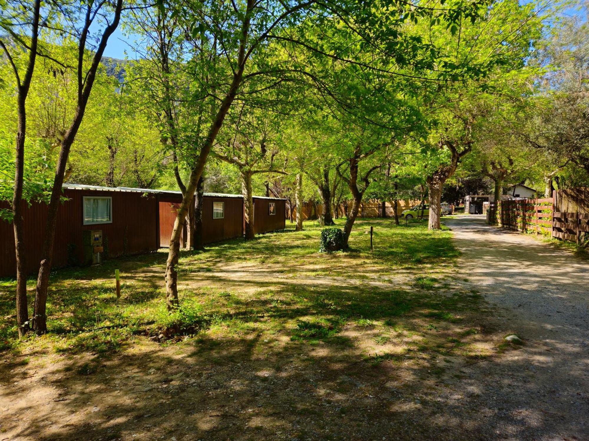 Camp Des Gorges - Camping Nature ヴァロン・ポン・ダルク エクステリア 写真